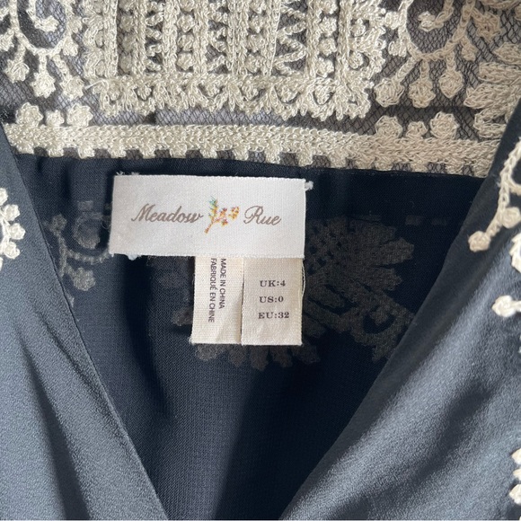 Meadow Rue Anthropologie Black Embroidered Mesh Midi Dress – Size 0 - Picture 6 of 12